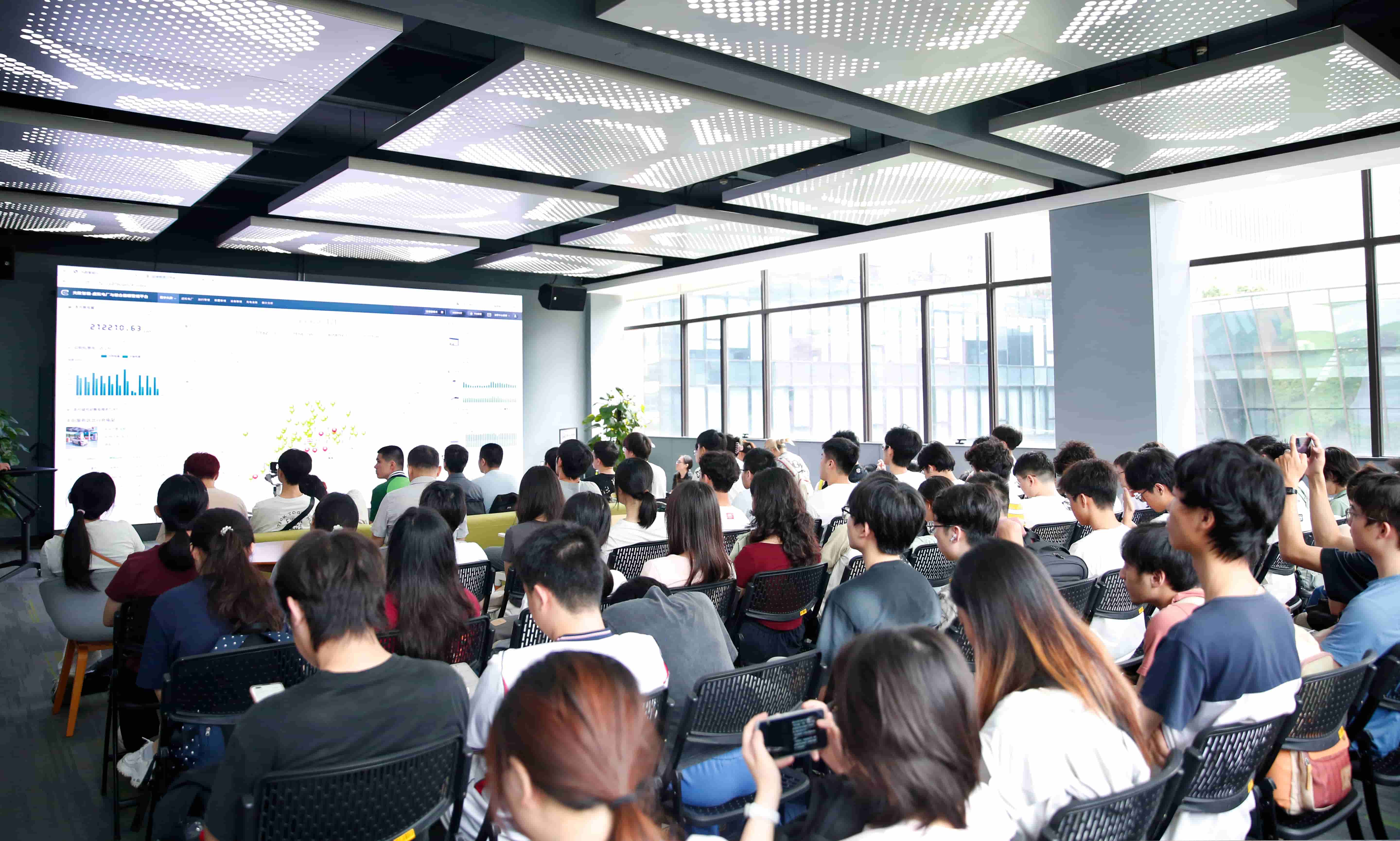 深化校企协同创新，赋能新型电力系统建设丨华南理工大学师生走进bbin宝盈电气开展产学研交流活动